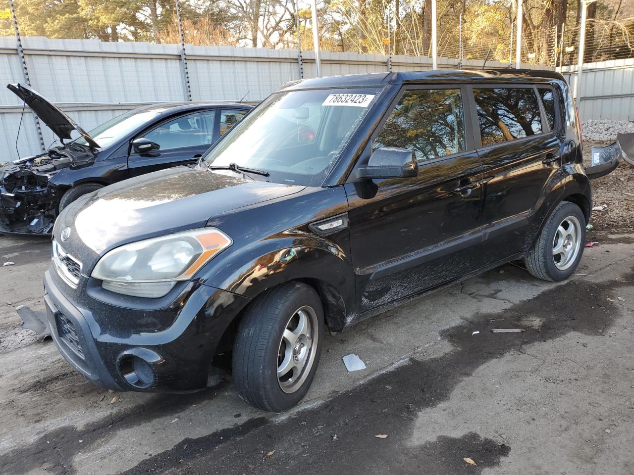 Image 1 of 2012 KIA SOUL  2012 with VIN KNDJT2A56C7366154