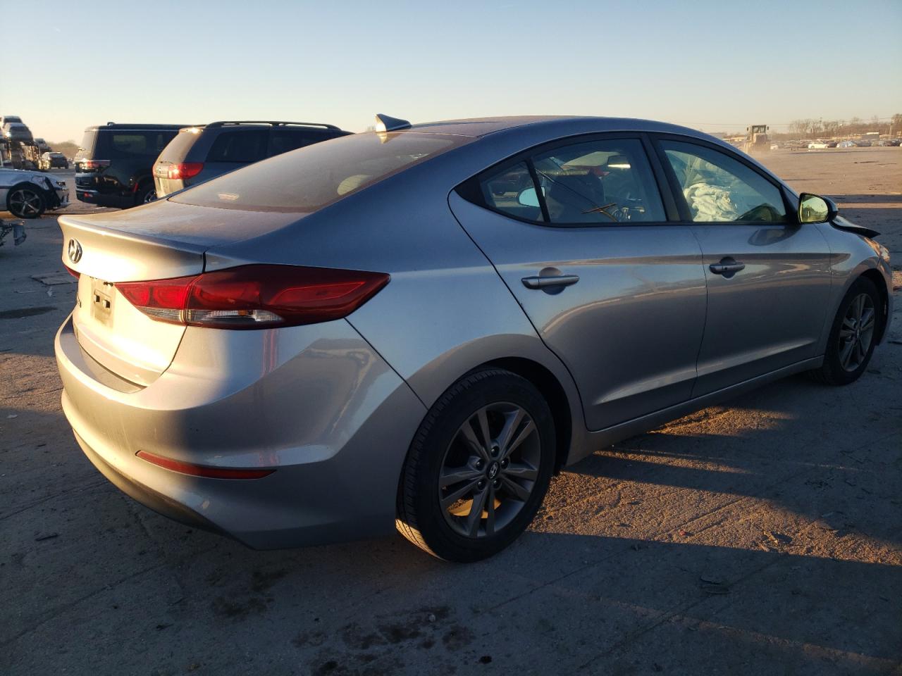 Obraz 3 z 2017 HYUNDAI ELANTRA SE 2017 z VIN 5NPD84LFXHH039744