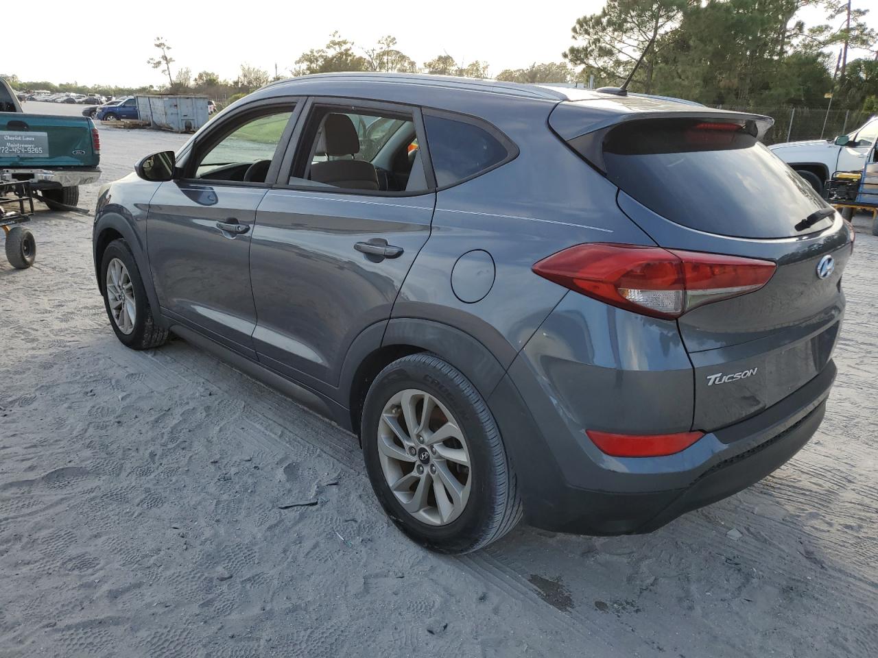 Изображение 2 2016 HYUNDAI TUCSON LIMITED 2016 с VIN KM8J33A41GU205825