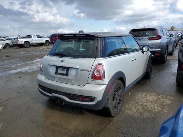 Image 3 of 2012 MINI COOPER S 2012 with VIN WMWSV3C50CT385711