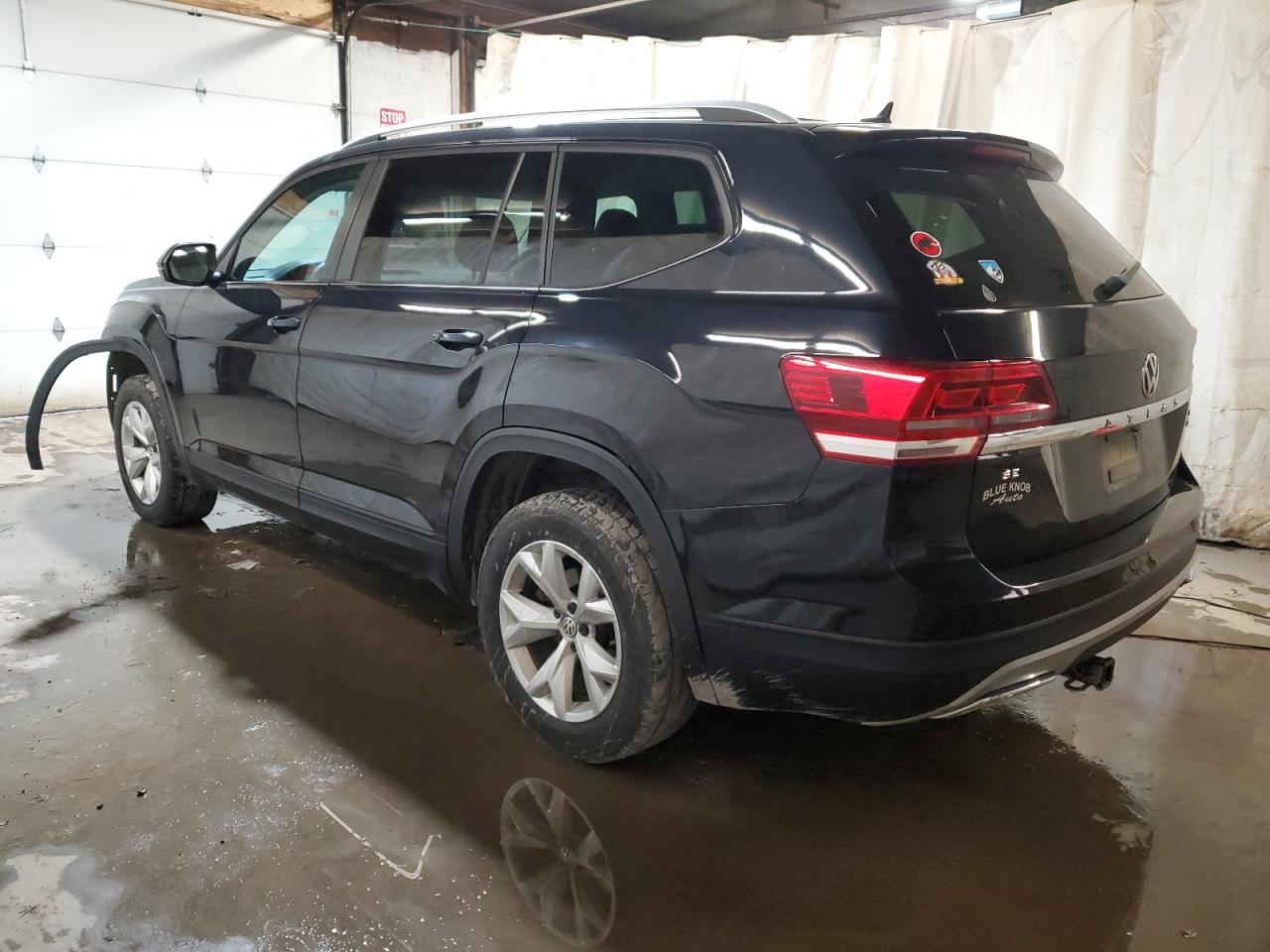 Изображение 2 2018 VOLKSWAGEN ATLAS SE 2018 с VIN 1V2KR2CA7JC567545