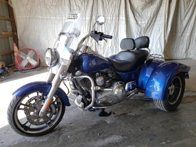 Obraz 2 z 2015 HARLEY-DAVIDSON FLRT FREE WHEELER 2015 z VIN 1HD1MCM17FB855402