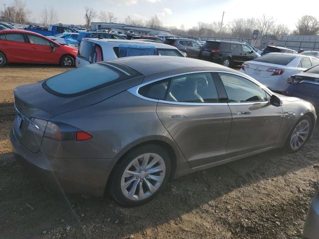 Obraz 3 z 2016 TESLA MODEL S  2016 z VIN 5YJSA1E22GF156848