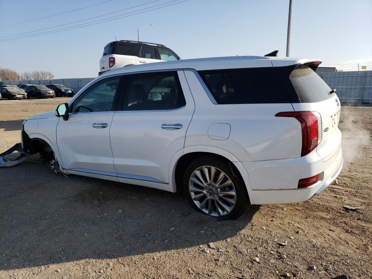 Image 2 of 2020 HYUNDAI PALISADE LIMITED 2020 with VIN KM8R5DHE7LU096122