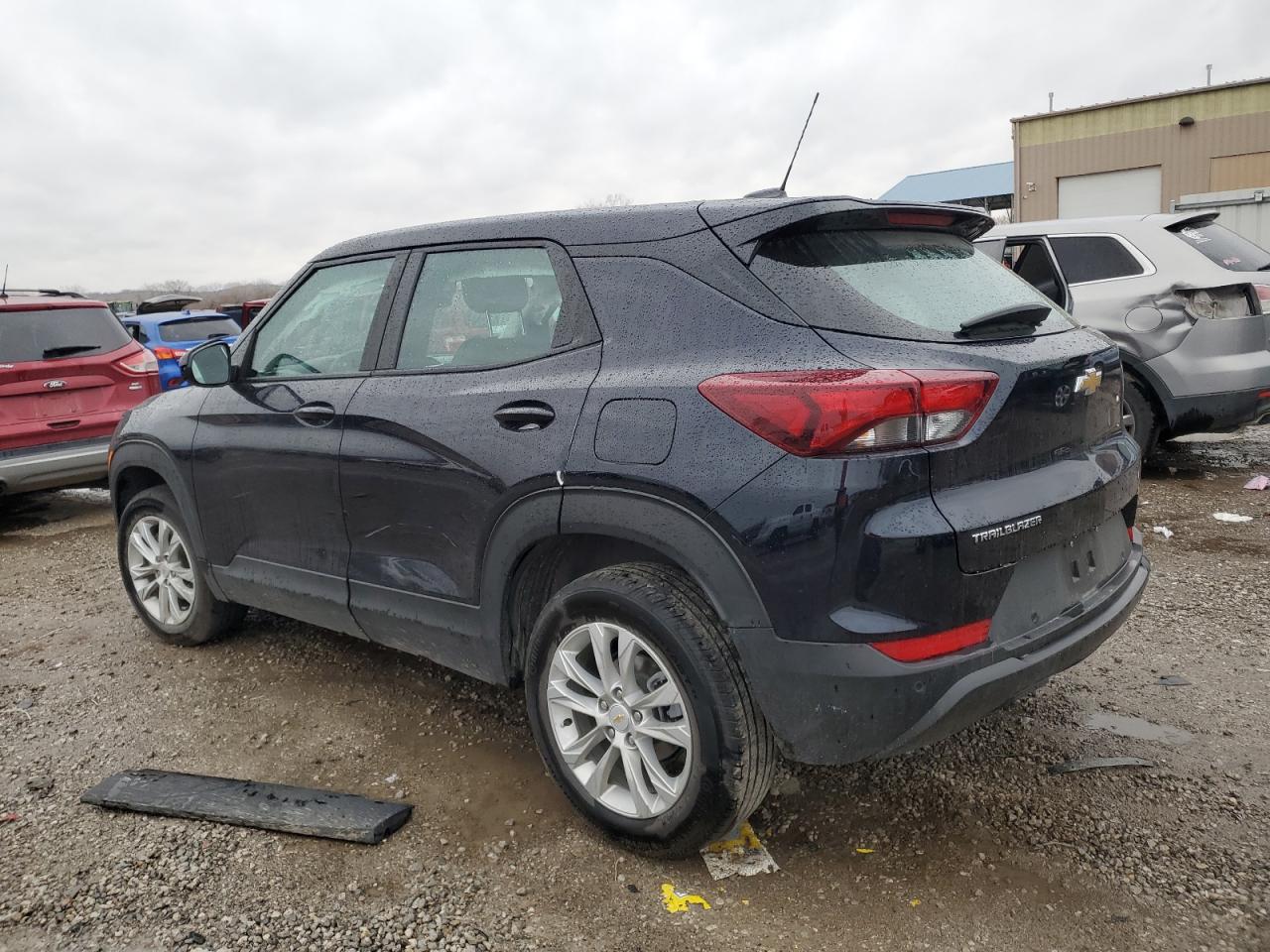 Image 2 of 2021 CHEVROLET TRAILBLAZER LS 2021 with VIN KL79MMS25MB125729