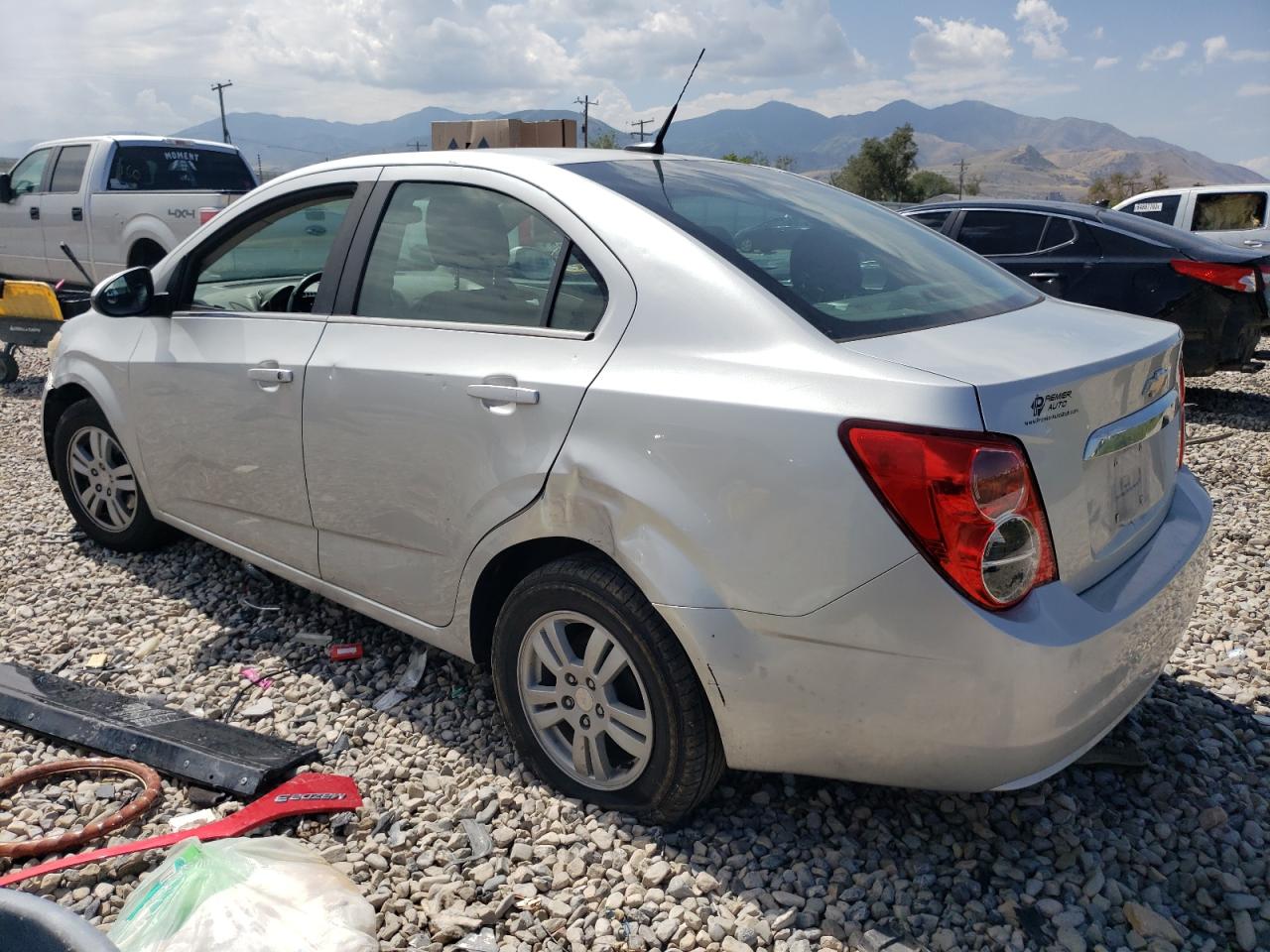 Изображение 2 2014 CHEVROLET SONIC LT 2014 с VIN 1G1JC5SHXE4228561