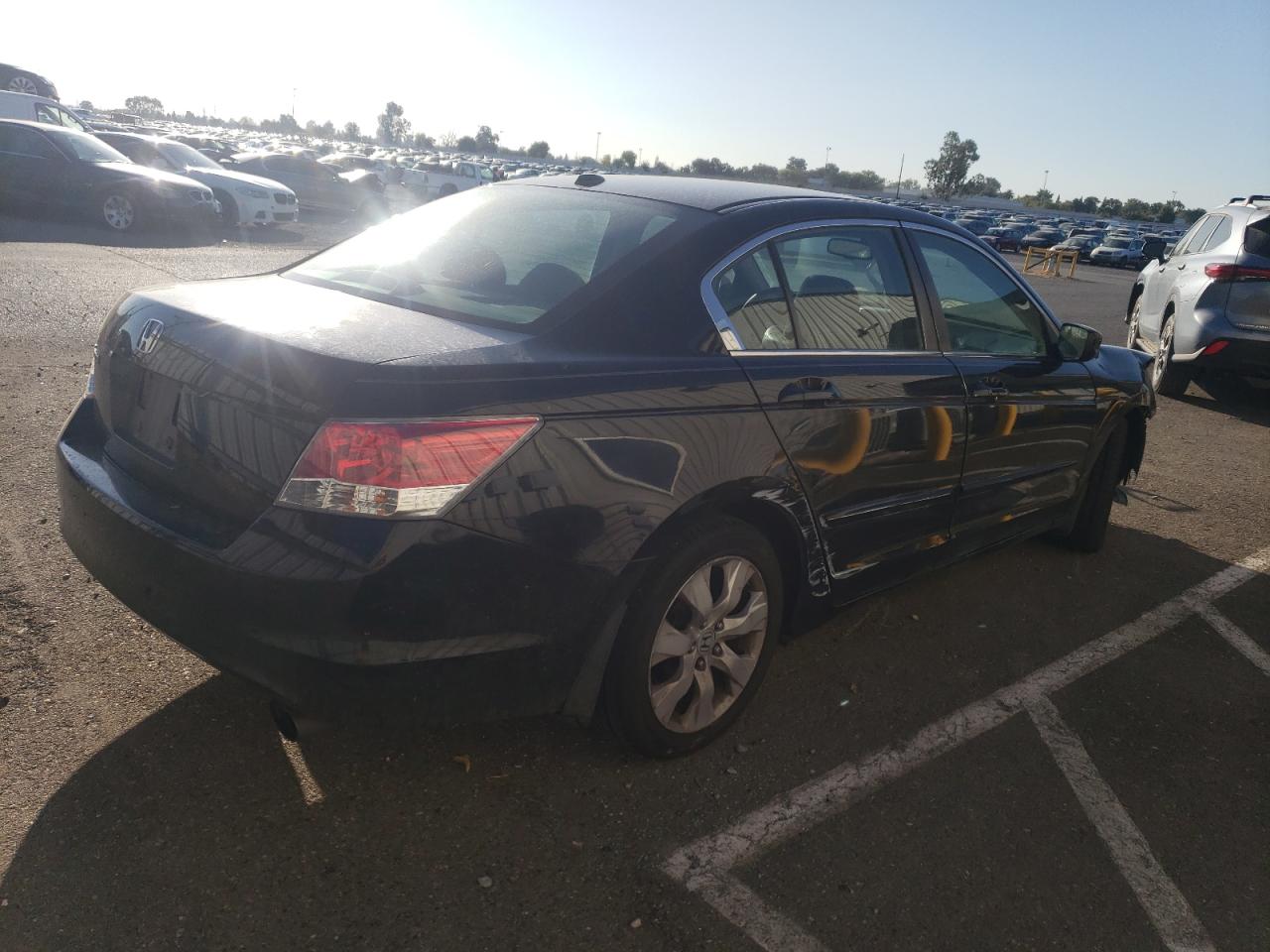 Изображение 3 2009 HONDA ACCORD EXL 2009 с VIN 1HGCP26869A076610
