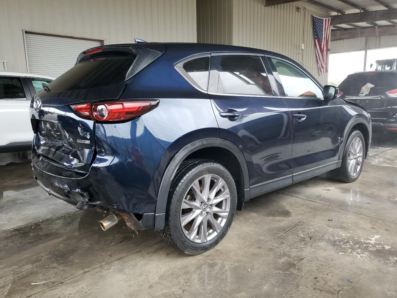 Obraz 3 z 2020 MAZDA CX-5 GRAND TOURING 2020 z VIN JM3KFADM3L0730720