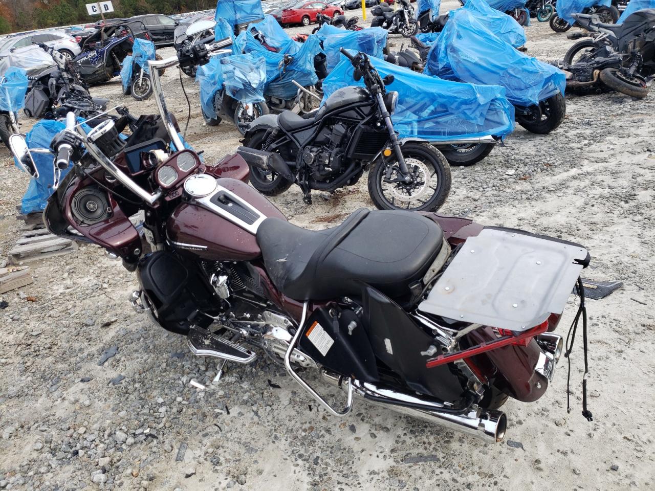 Obraz 3 z 2019 HARLEY-DAVIDSON FLTRU  2019 z VIN 1HD1KGF17KB659724