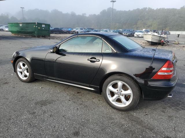 Obraz 2 z 2001 MERCEDES-BENZ SLK 320 2001 z VIN WDBKK65F61F191956
