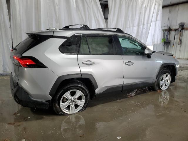 Image 3 of 2020 TOYOTA RAV4 XLE 2020 with VIN 2T3P1RFV4LC065275