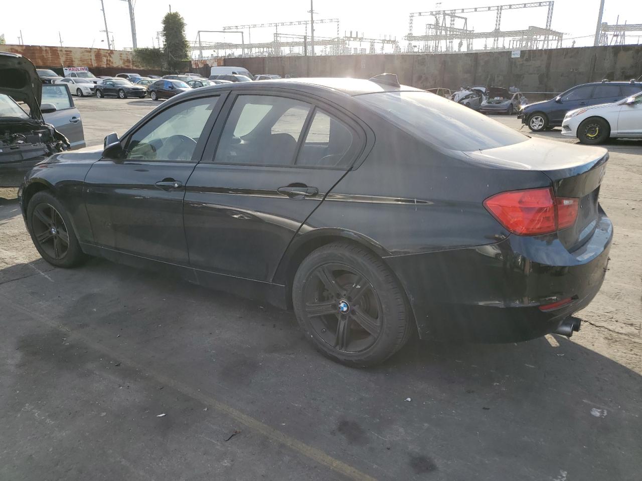 Obraz 2 z 2012 BMW 328 I 2012 z VIN WBA3A5C57CF340453