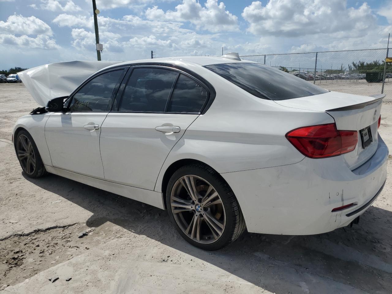 Image 2 of 2017 BMW 330 XI 2017 with VIN WBA8D9C31HA012226