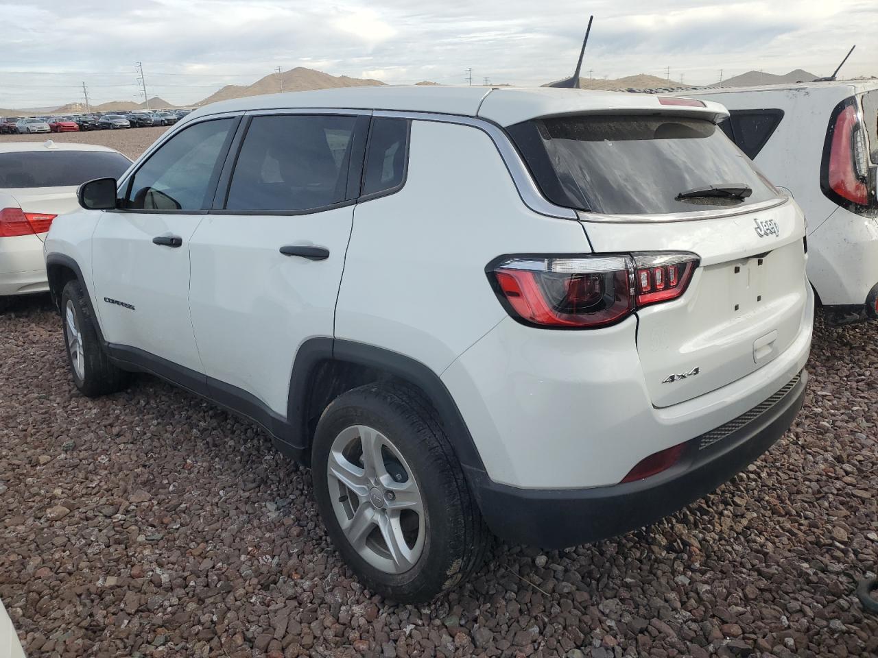 Obraz 2 z 2023 JEEP COMPASS SPORT 2023 z VIN 3C4NJDAN7PT528362