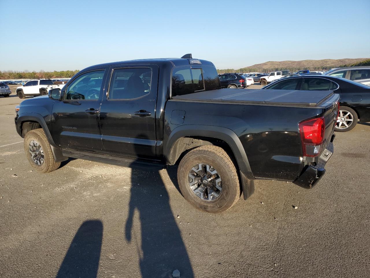 Obraz 2 z 2023 TOYOTA TACOMA DOUBLE CAB 2023 z VIN 3TYCZ5AN5PT134721