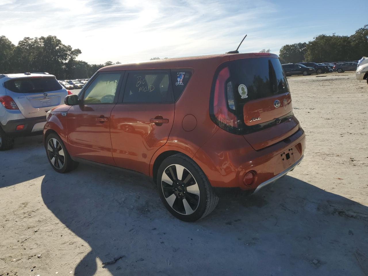 Obraz 2 z 2018 KIA SOUL + 2018 z VIN KNDJP3A5XJ7586419