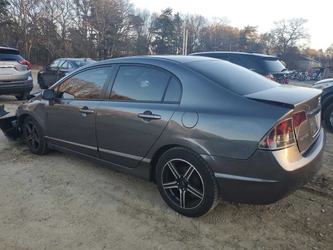 Obraz 2 z 2010 HONDA CIVIC LX 2010 z VIN 2HGFA1F50AH322216