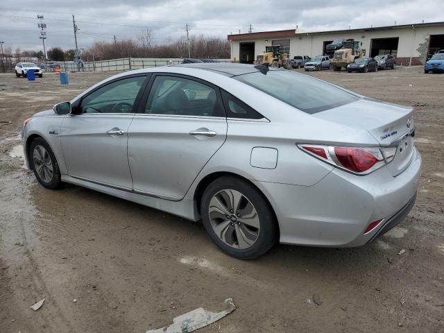 Image 2 of 2015 HYUNDAI SONATA HYBRID 2015 with VIN KMHEC4A43FA124123