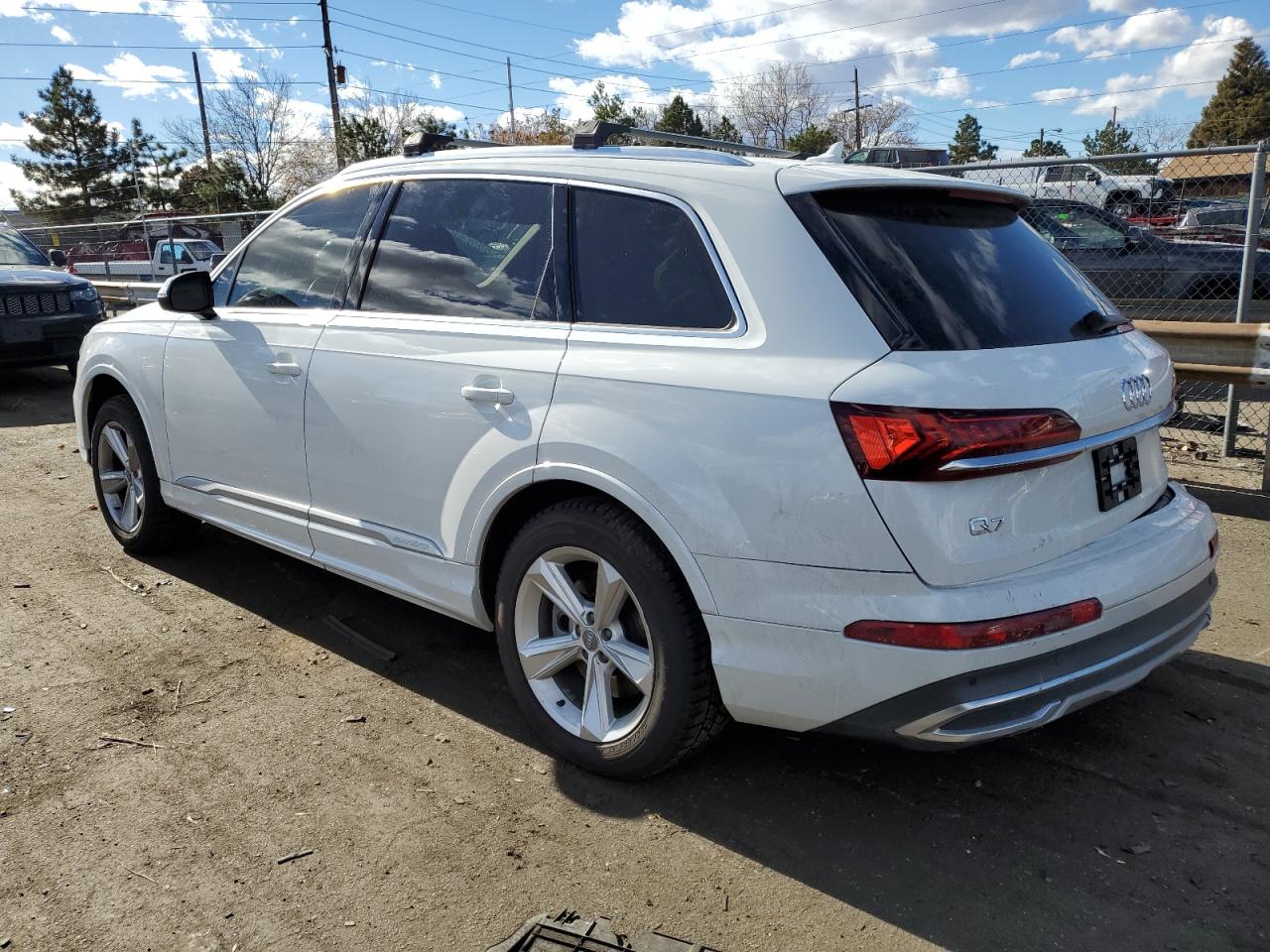 Изображение 2 2020 AUDI Q7 PREMIUM 2020 с VIN WA1AJAF73LD007981