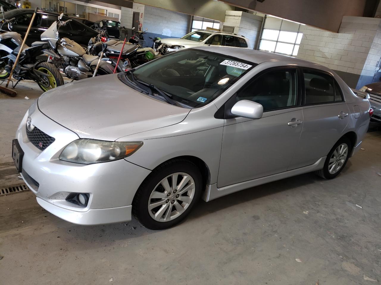 Изображение 1 2009 TOYOTA COROLLA BASE 2009 с VIN 1NXBU40E19Z081575