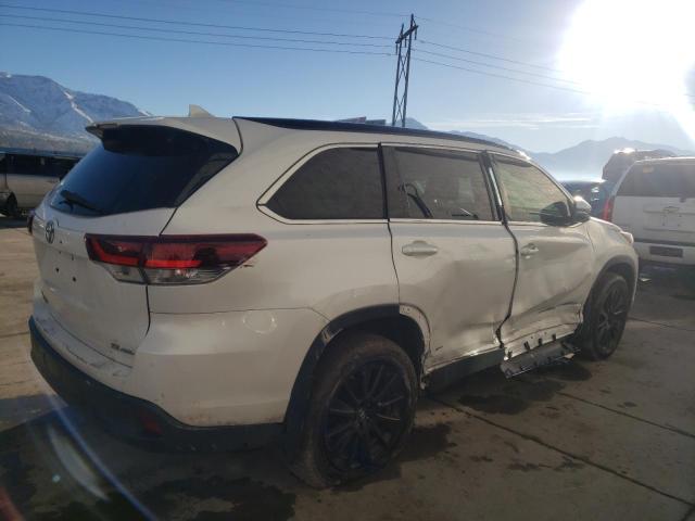 Image 3 of 2019 TOYOTA HIGHLANDER SE 2019 with VIN 5TDJZRFH7KS601708