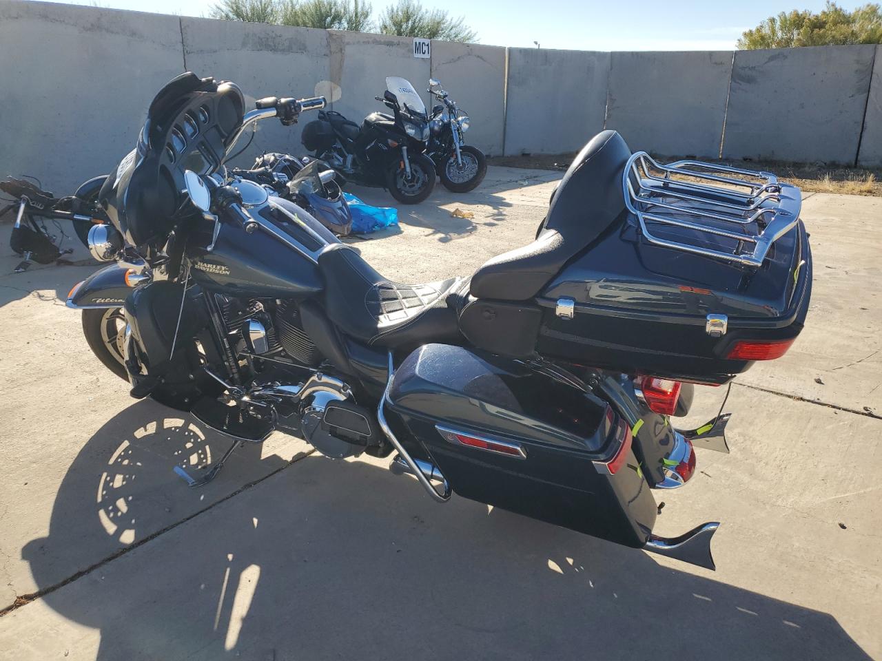 Изображение 3 2016 HARLEY-DAVIDSON FLHTCU ULTRA CLASSIC ELECTRA GLIDE 2016 с VIN 1HD1FCM17GB637942