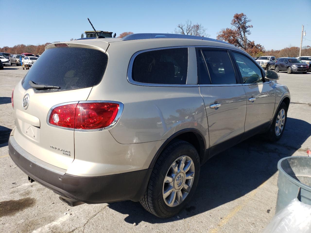 Изображение 3 2011 BUICK ENCLAVE CXL 2011 с VIN 5GAKRCED0BJ132976
