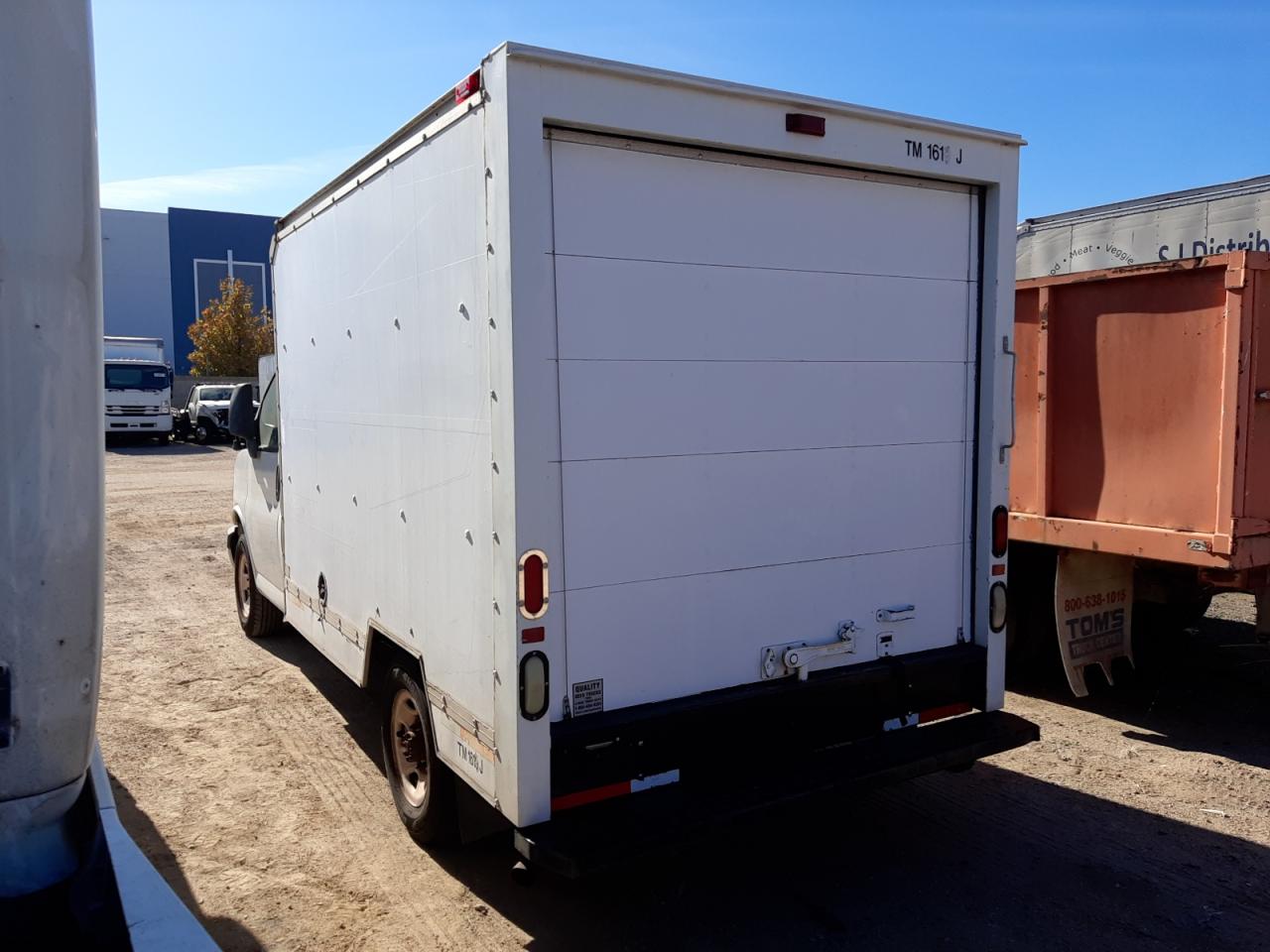 Изображение 2 2004 GMC SAVANA CUTAWAY G3500 2004 с VIN 1GDGG31V641901603