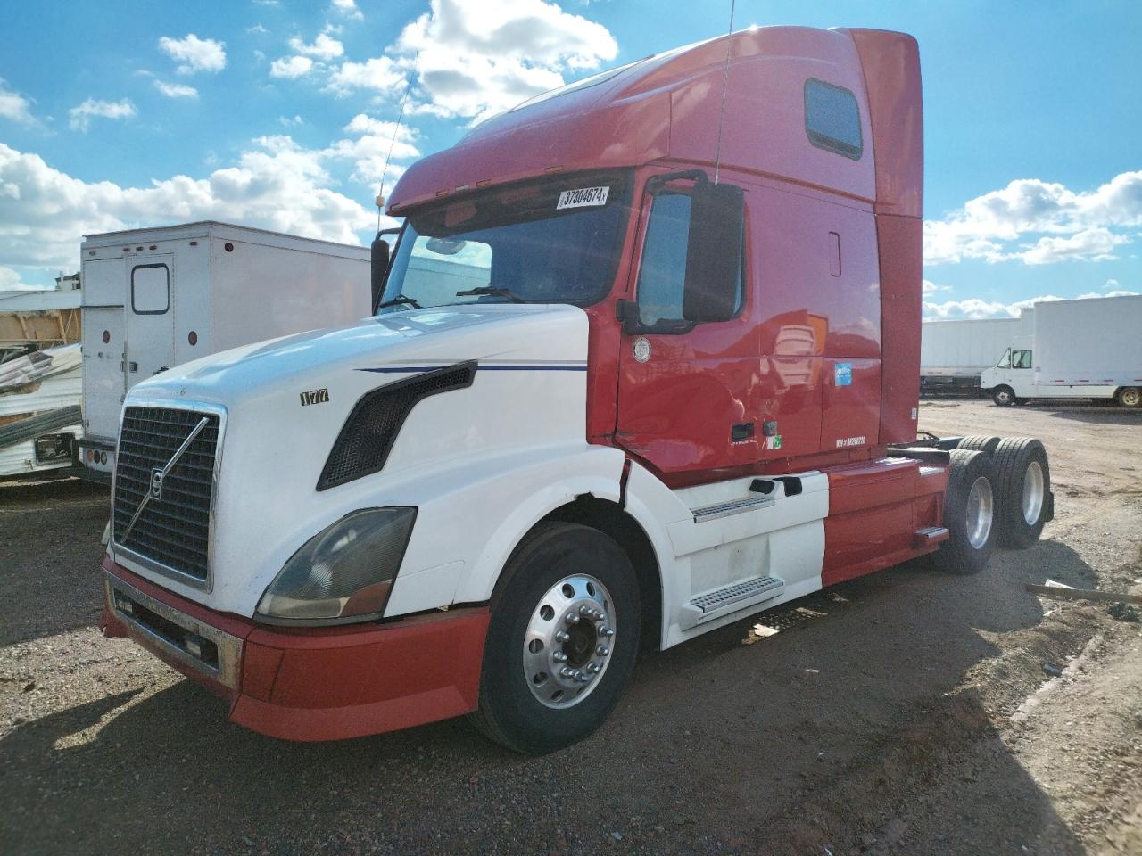Obraz 2 z 2010 VOLVO VN VNL 2010 z VIN 4V4NC9TG0AN288220