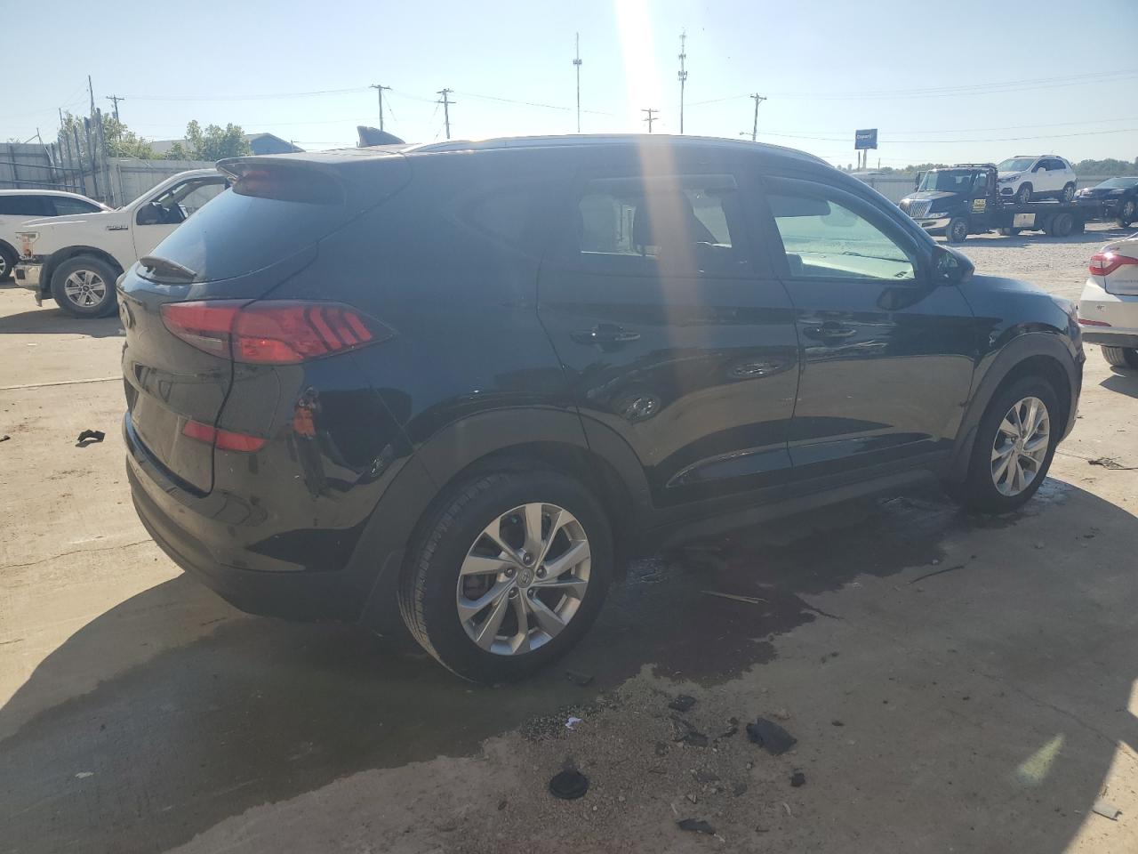 Изображение 3 2019 HYUNDAI TUCSON LIMITED 2019 с VIN KM8J33A43KU014965