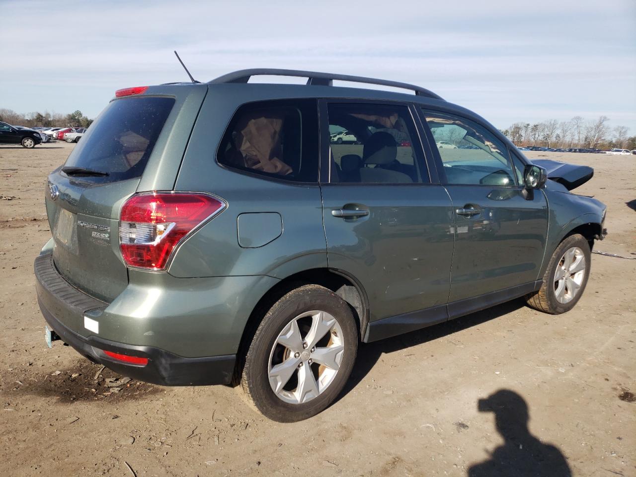 Image 3 of 2015 SUBARU FORESTER 2.5I PREMIUM 2015 with VIN JF2SJADC2FH512645