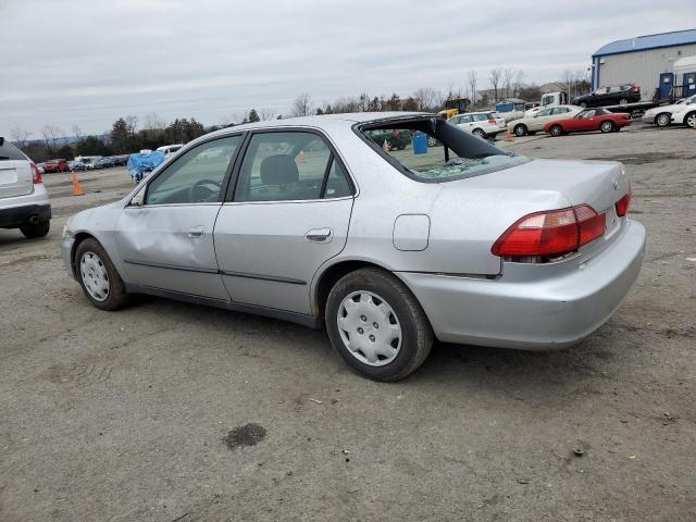Image 2 of 2000 HONDA ACCORD LX 2000 with VIN JHMCG5648YC023986
