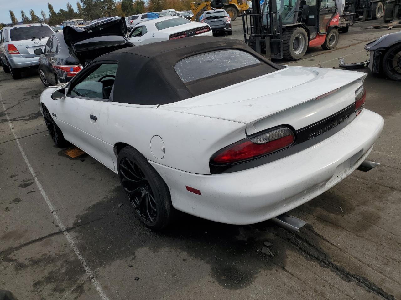 Изображение 2 1996 CHEVROLET CAMARO Z28 1996 с VIN 2G1FP32P4T2146365