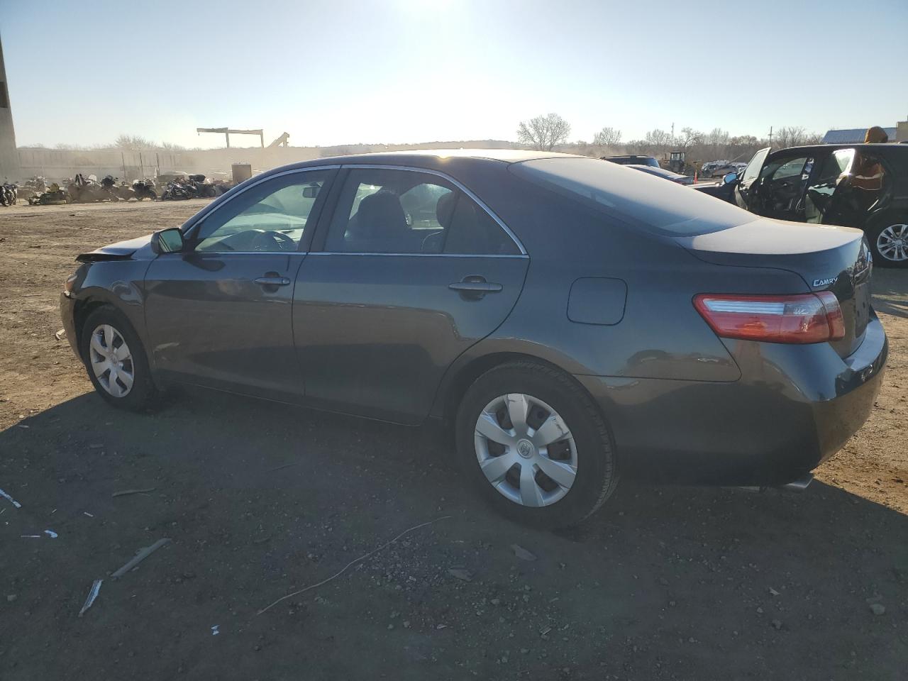 Image 2 of 2009 TOYOTA CAMRY SE 2009 with VIN 4T1BK46K59U098138