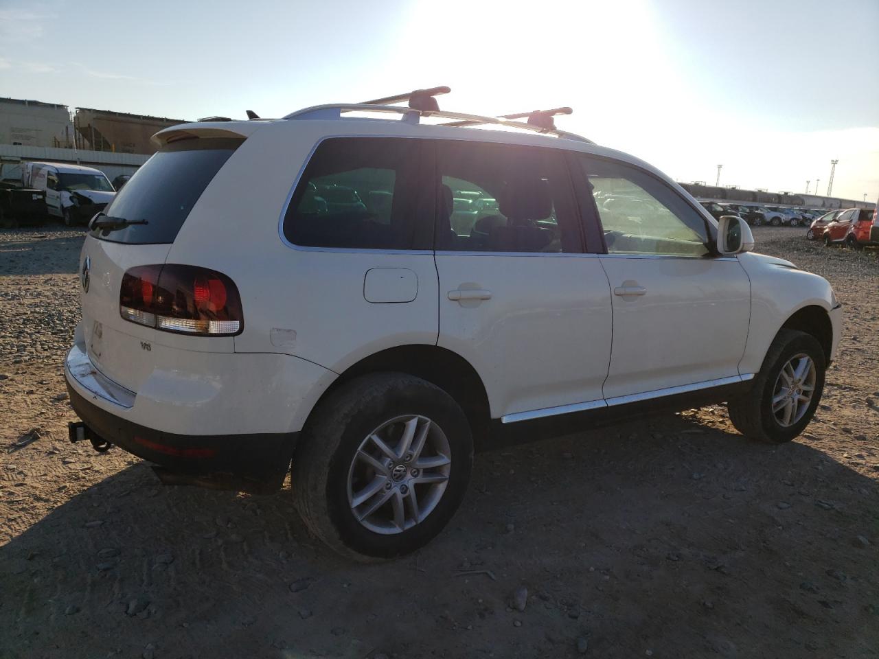 Obraz 3 z 2010 VOLKSWAGEN TOUAREG V6 2010 z VIN WVGBF7A98AD001318