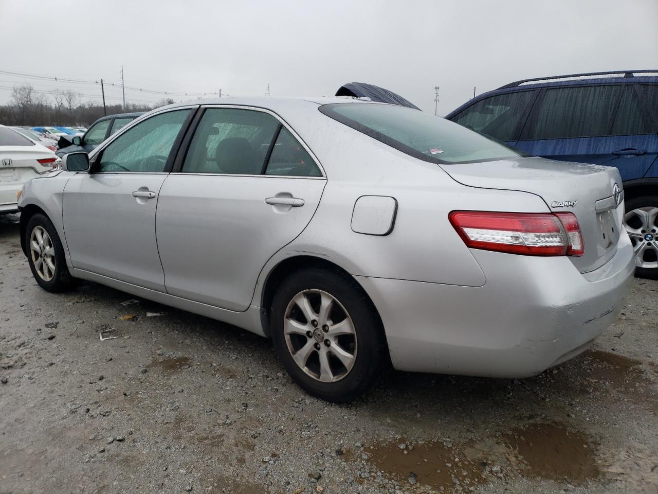 Obraz 2 z 2011 TOYOTA CAMRY BASE 2011 z VIN 4T4BF3EK9BR152178