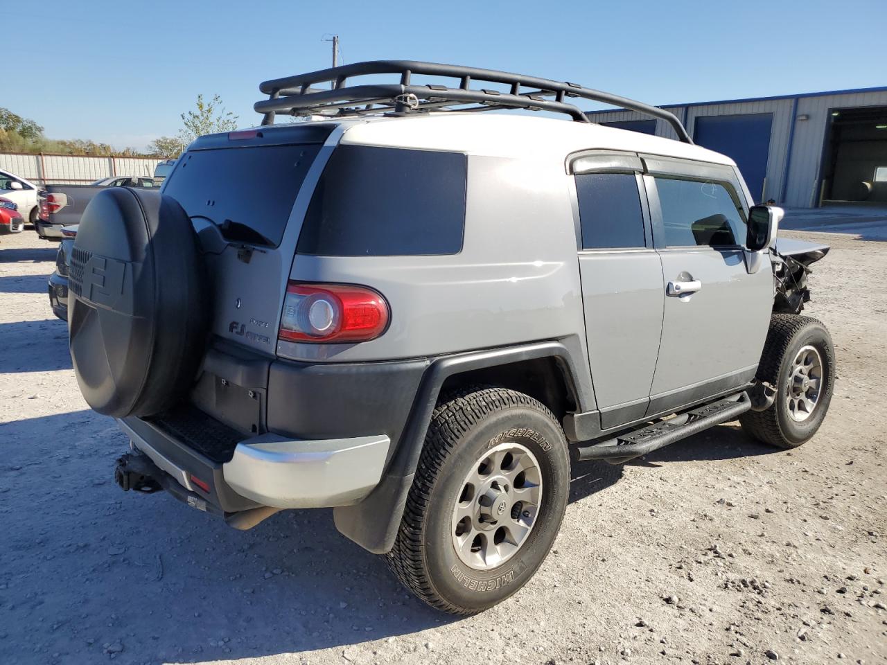 Obraz 3 z 2014 TOYOTA FJ CRUISER  2014 z VIN JTEBU4BFXEK182464