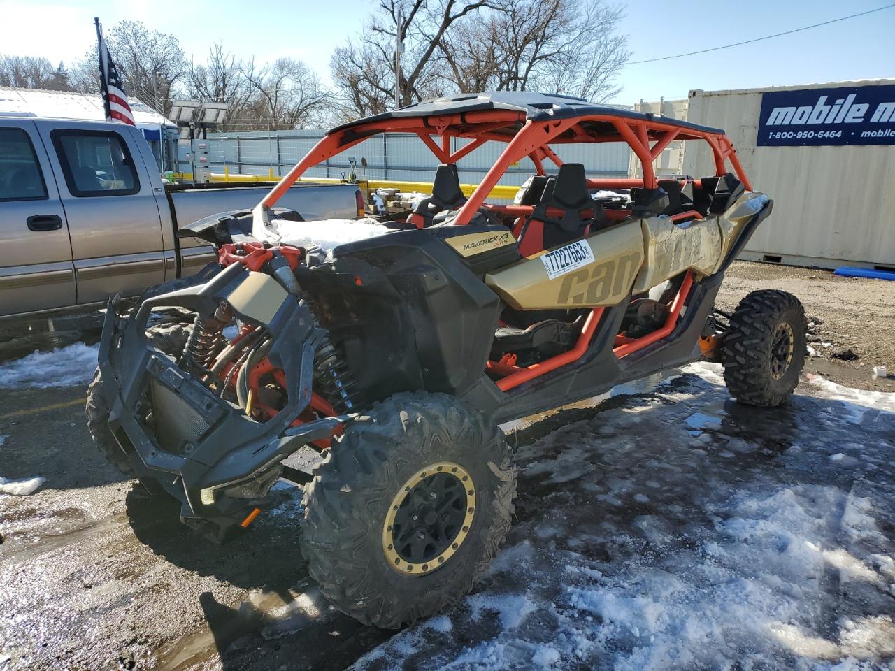 Image 2 of 2017 CAN-AM MAVERICK X3 MAX X RS TURBO R 2017 with VIN 3JBVNAW27HK000851