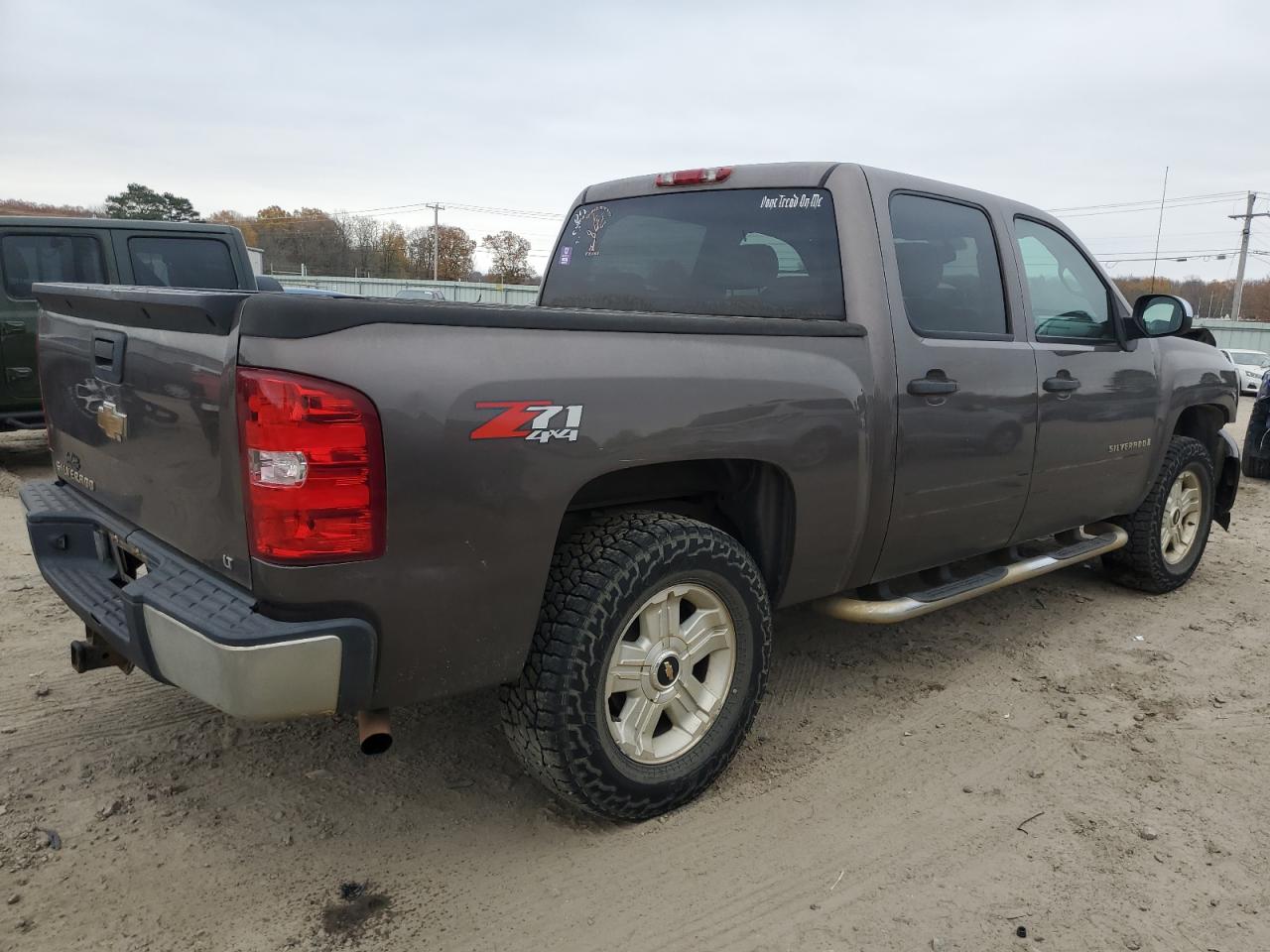 Image 3 of 2008 CHEVROLET SILVERADO K1500 2008 with VIN 2GCEK13J681256024