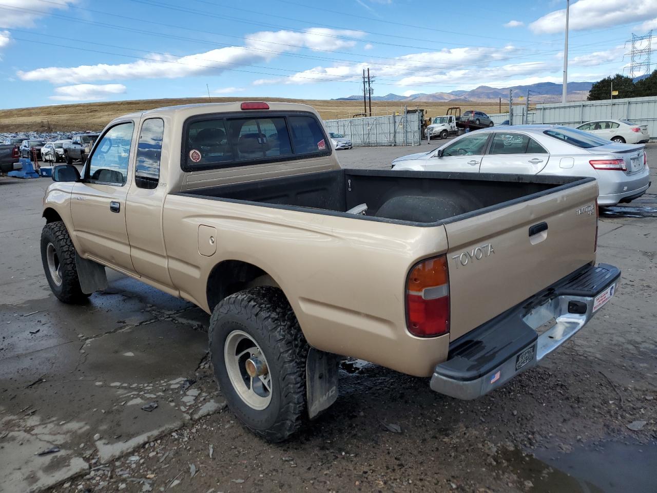 Изображение 2 1999 TOYOTA TACOMA XTRACAB 1999 с VIN 4TAWM72N4XZ446217