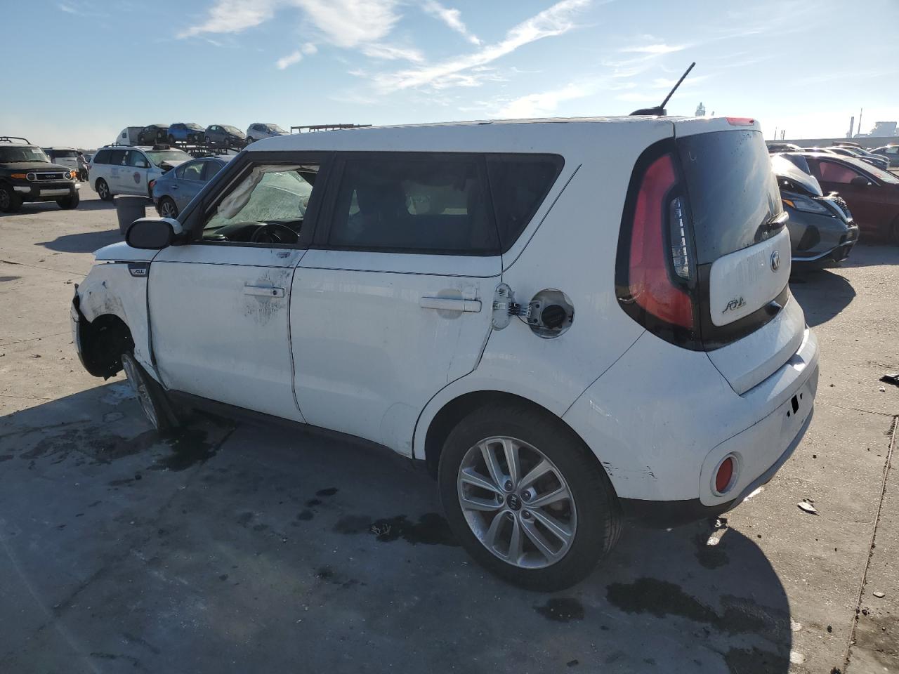 Image 2 of 2019 KIA SOUL + 2019 with VIN KNDJP3A56K7917501