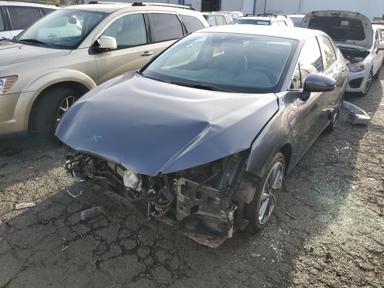 Изображение 1 2020 HONDA CLARITY  2020 с VIN JHMZC5F12LC001339