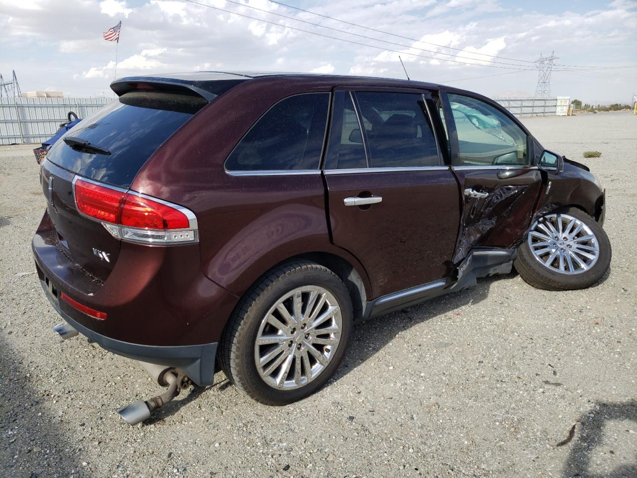 Image 3 of 2012 LINCOLN MKX  2012 with VIN 2LMDJ6JKXCBL19023