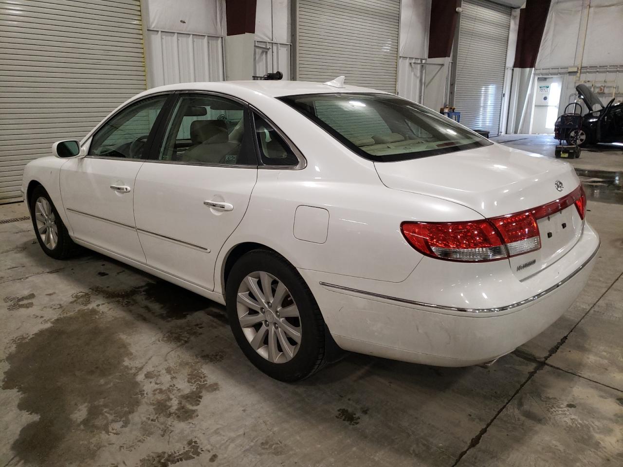 Image 2 of 2009 HYUNDAI AZERA GLS 2009 with VIN KMHFC46DX9A351374