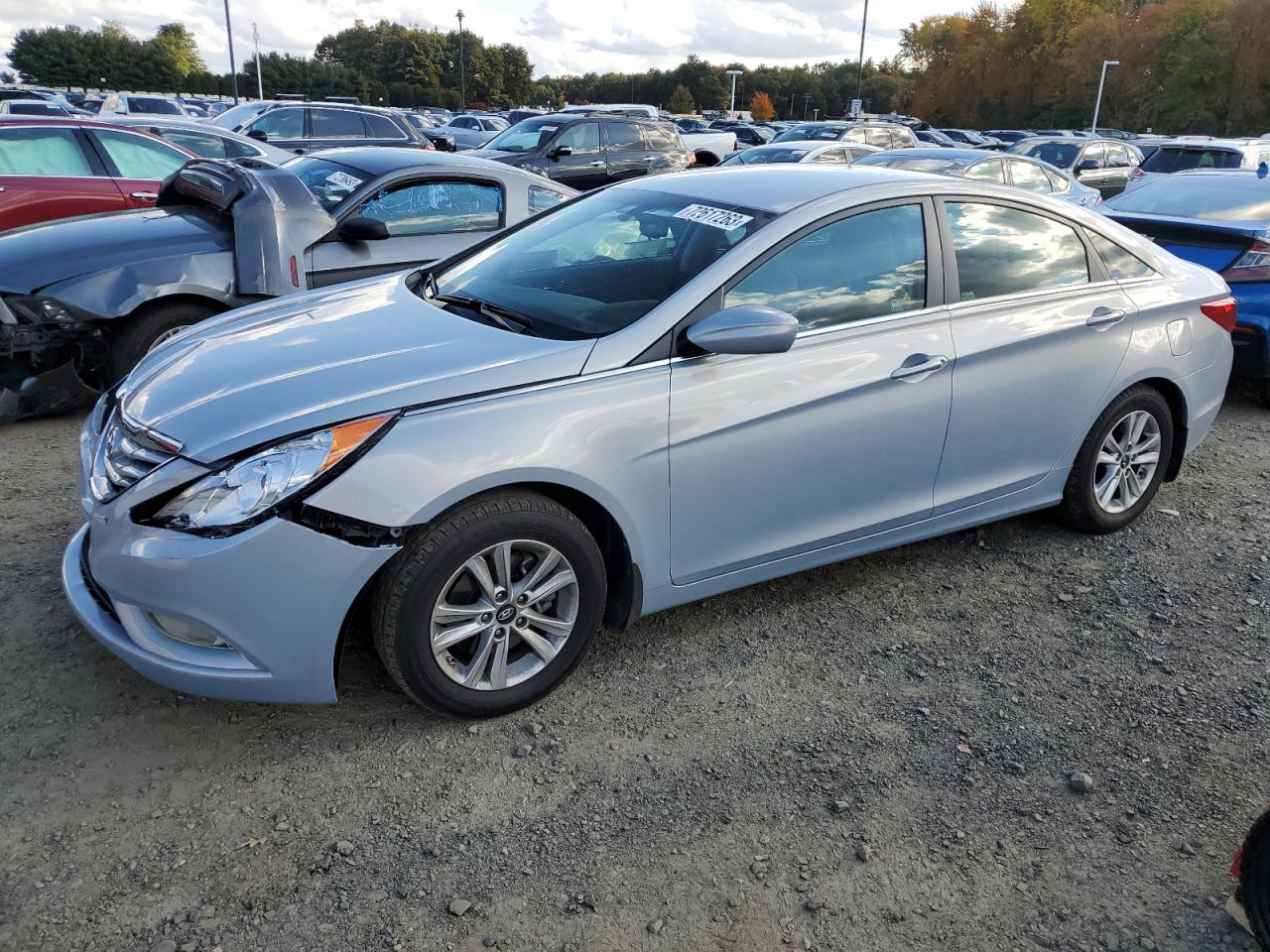 2013 HYUNDAI SONATA GLS 2013 image