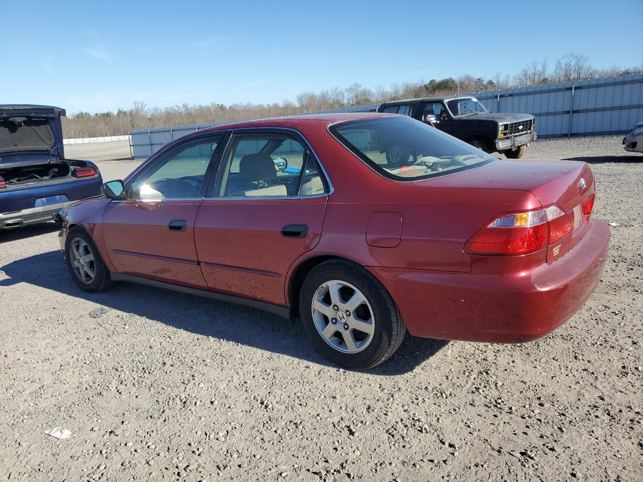 Image 2 of 2000 HONDA ACCORD SE 2000 with VIN JHMCG6692YC017862