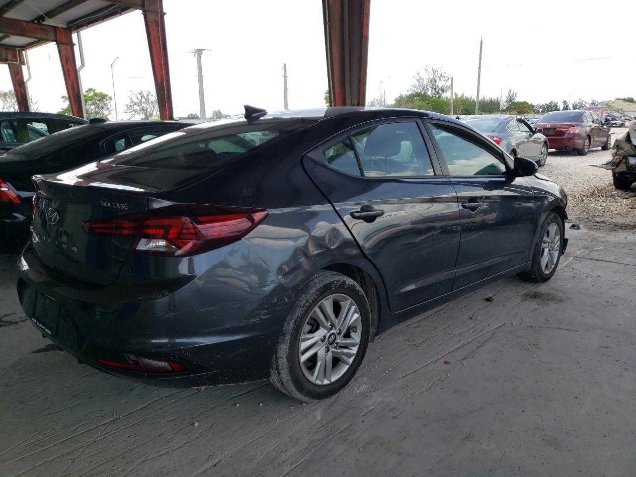 Изображение 3 2020 HYUNDAI ELANTRA SEL 2020 с VIN 5NPD84LF8LH578842