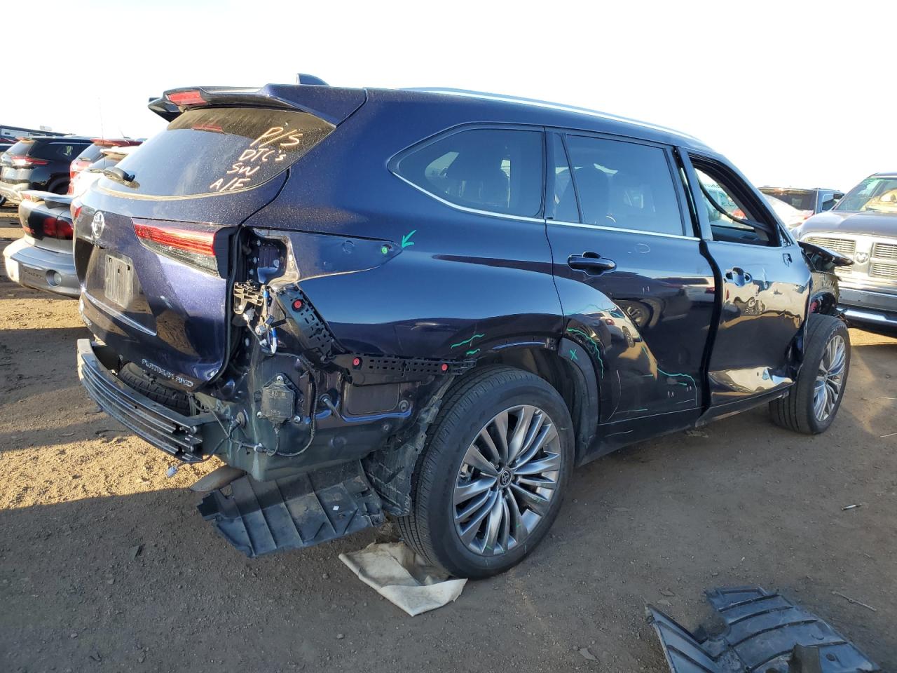 Image 3 of 2020 TOYOTA HIGHLANDER PLATINUM 2020 with VIN 5TDFZRBH4LS026013