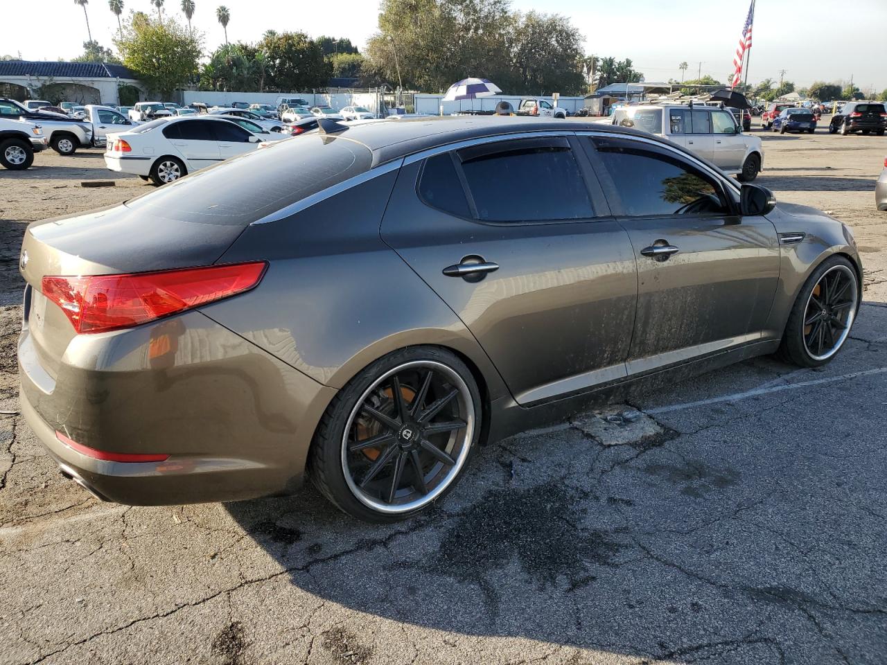 Image 3 of 2013 KIA OPTIMA LX 2013 with VIN 5XXGM4A79DG113942