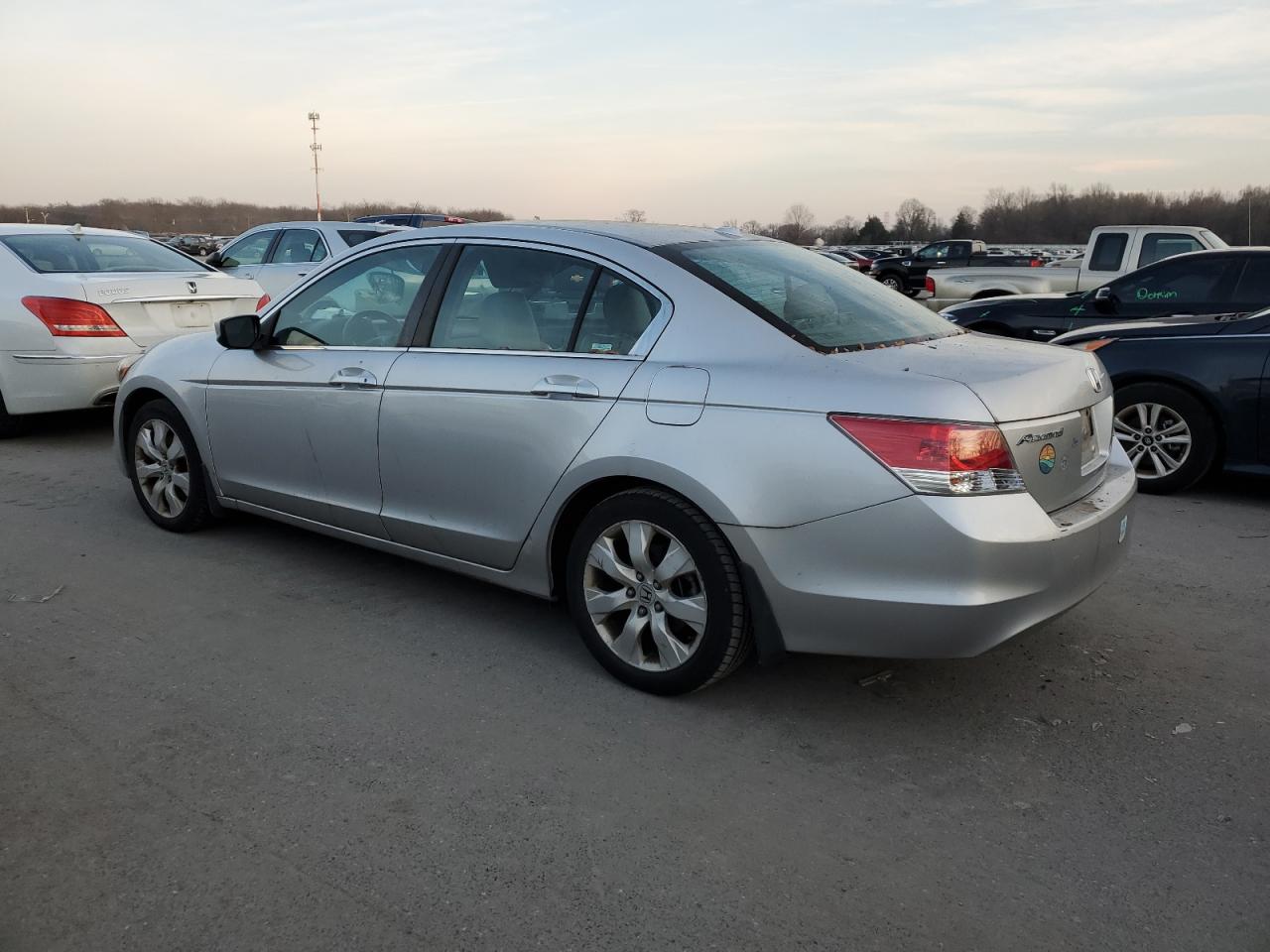 Obraz 2 z 2010 HONDA ACCORD EXL 2010 z VIN 1HGCP2F86AA155960